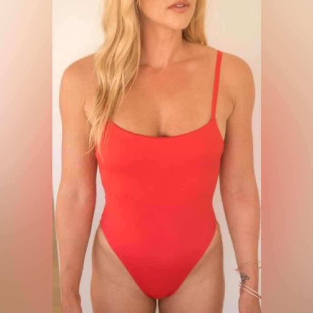 Londre One Piece Swimsuit